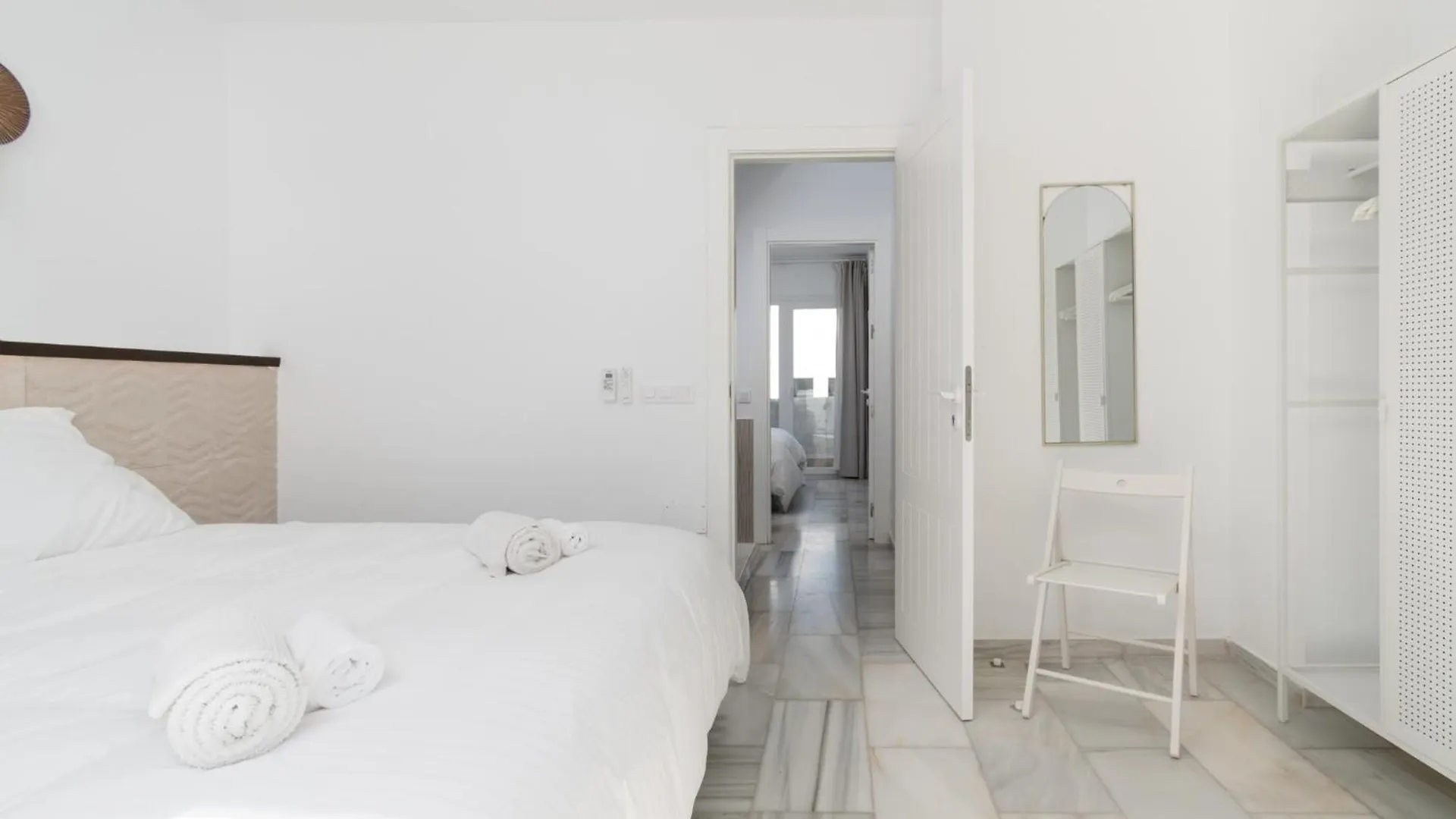 Blanco High-End Mediterranean Design By The Sea ~ Mijas Holiday home
