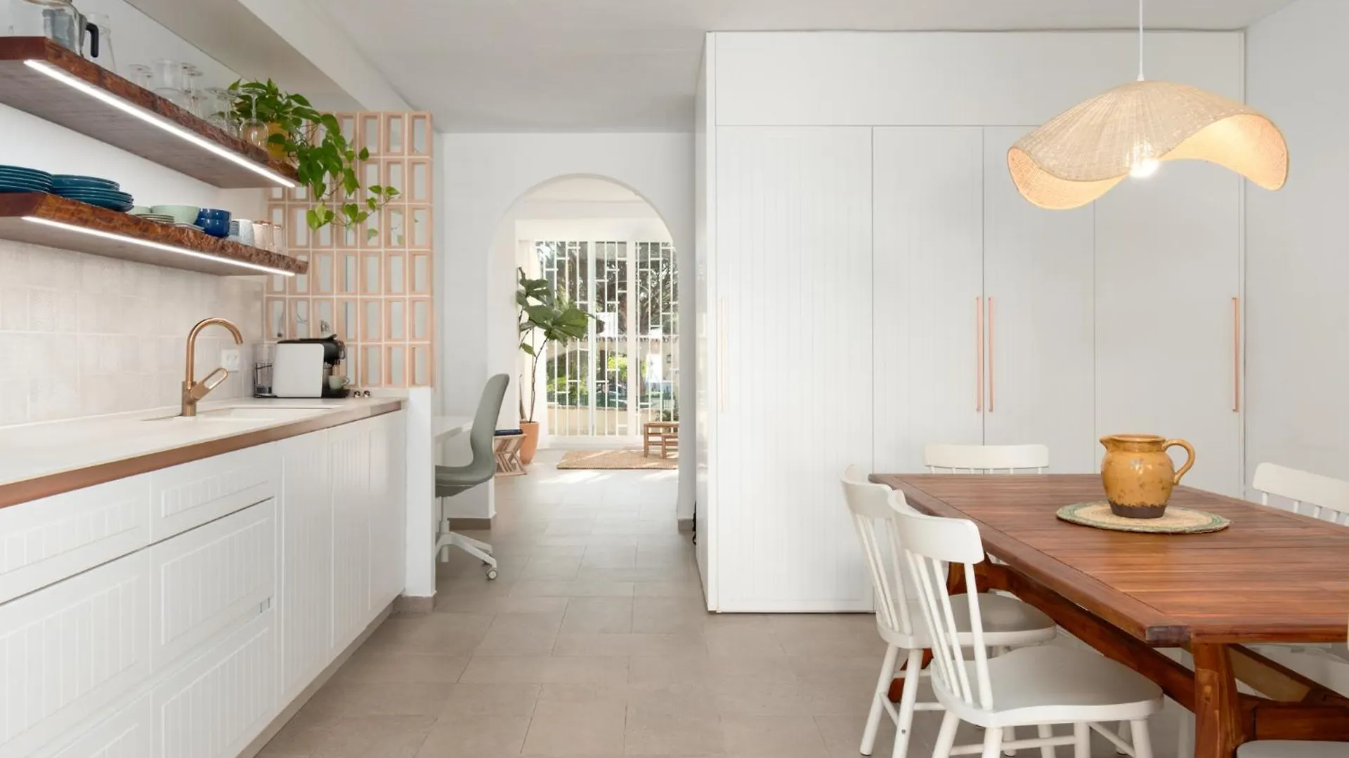 Blanco High-End Mediterranean Design By The Sea ~ Mijas Holiday home