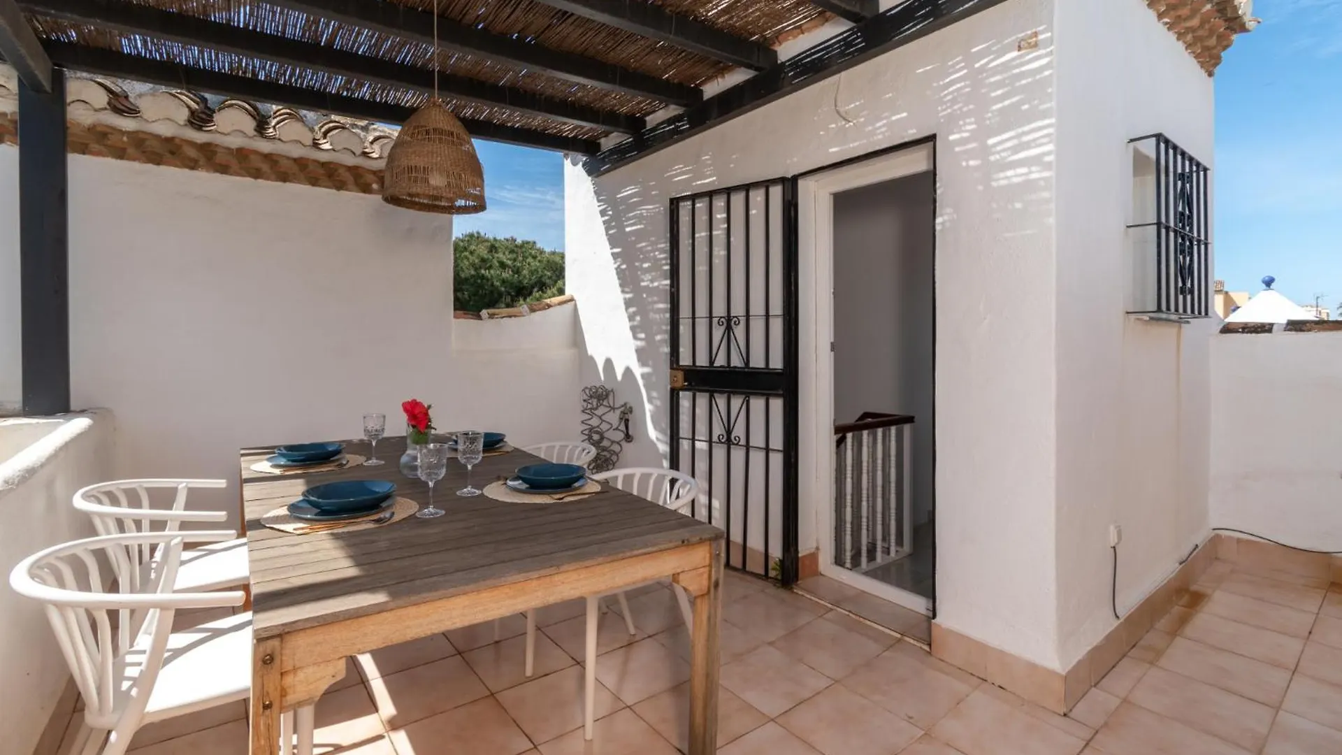 Blanco High-End Mediterranean Design By The Sea ~ Mijas Holiday home