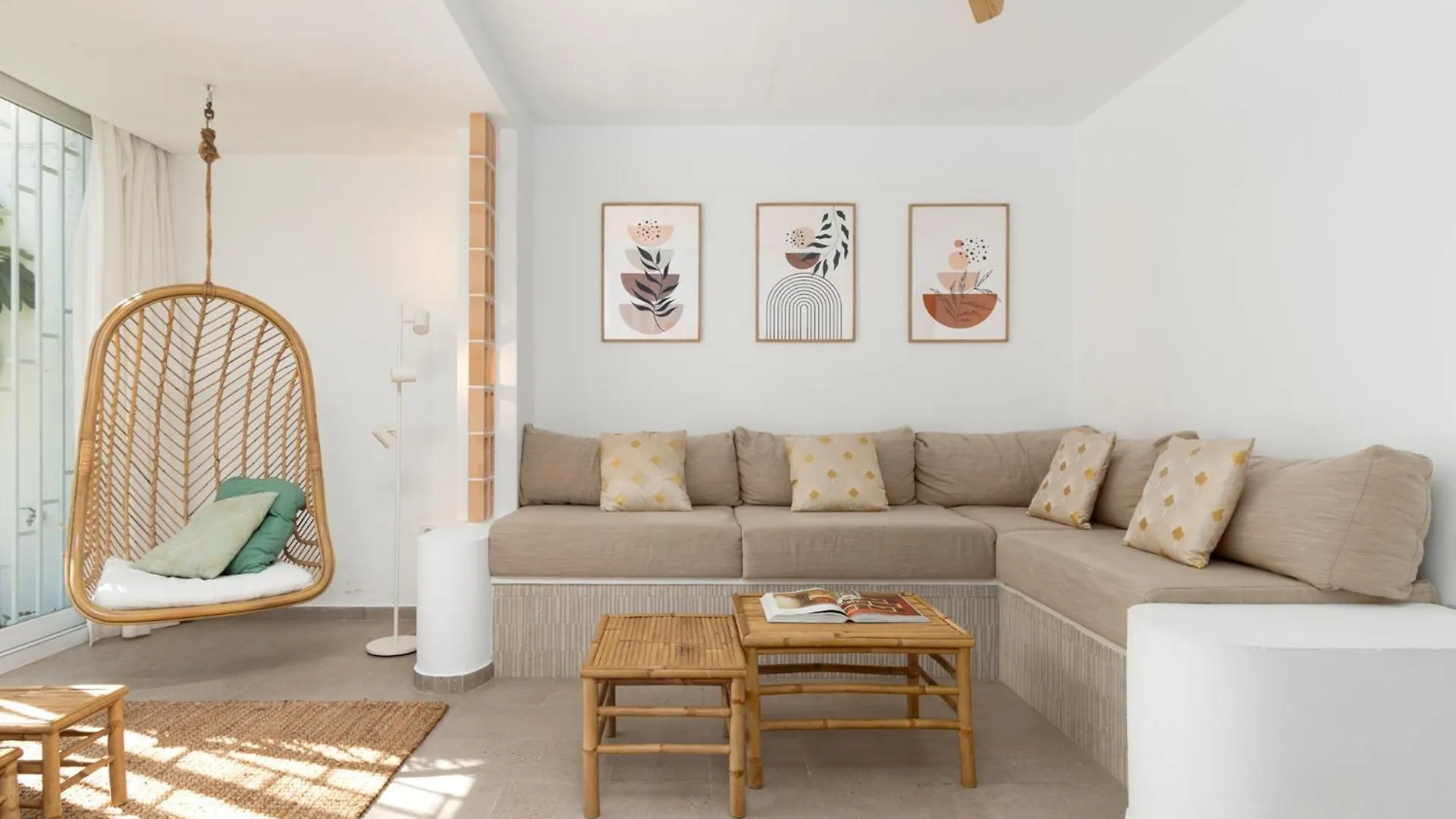 Blanco High-End Mediterranean Design By The Sea ~ Mijas 0*,  Spain