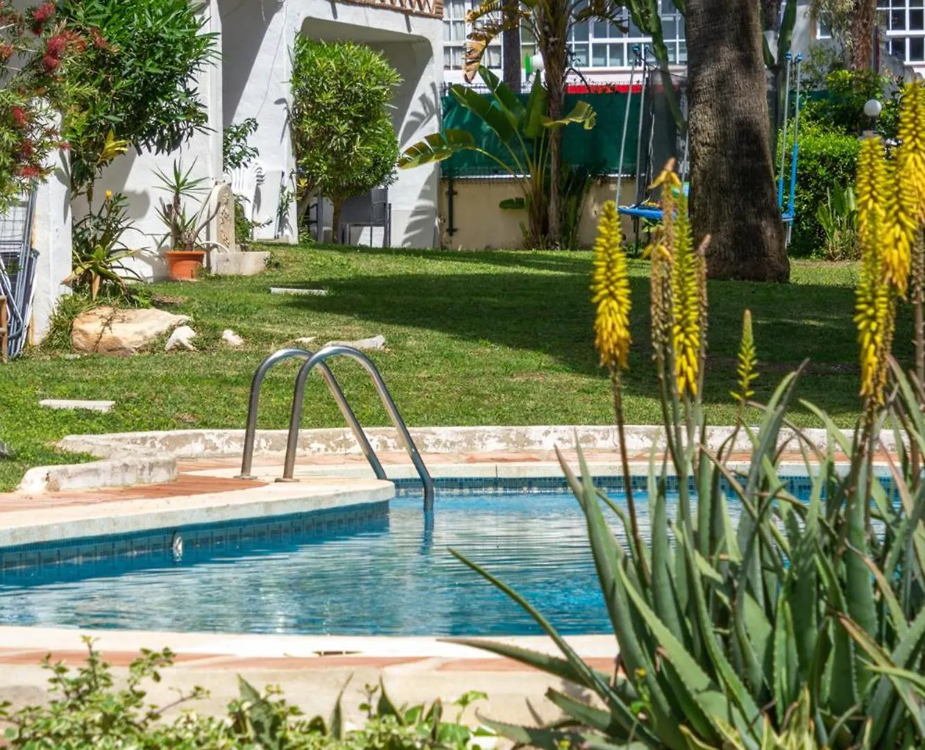 Blanco High-End Mediterranean Design By The Sea ~ ميخاس